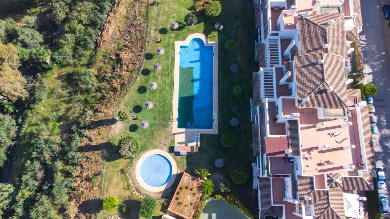 Moderno Apartamento Con Preciosas Vistas Al Mar En Urbanizacion Con Piscina - Rio Real 11 2G Marbella Exteriör bild