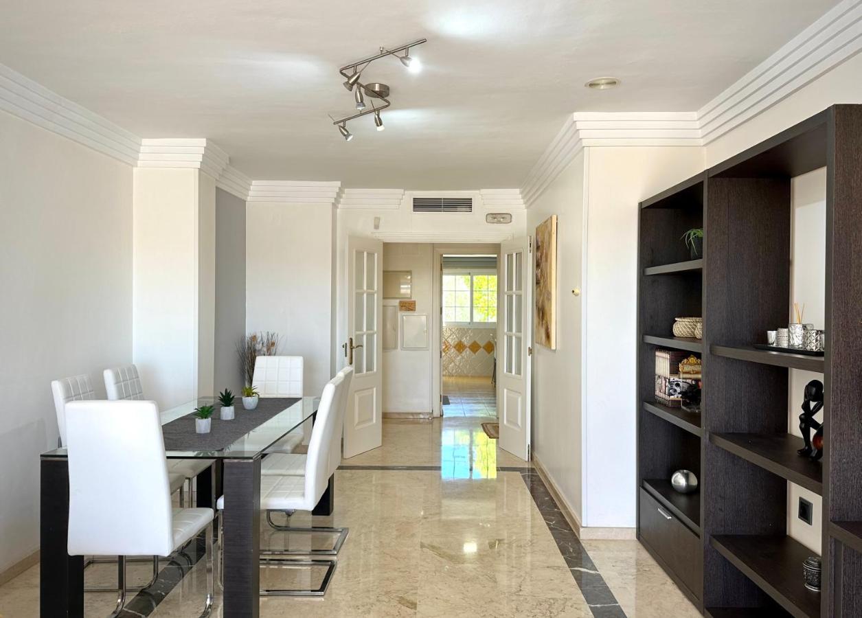 Moderno Apartamento Con Preciosas Vistas Al Mar En Urbanizacion Con Piscina - Rio Real 11 2G Marbella Exteriör bild