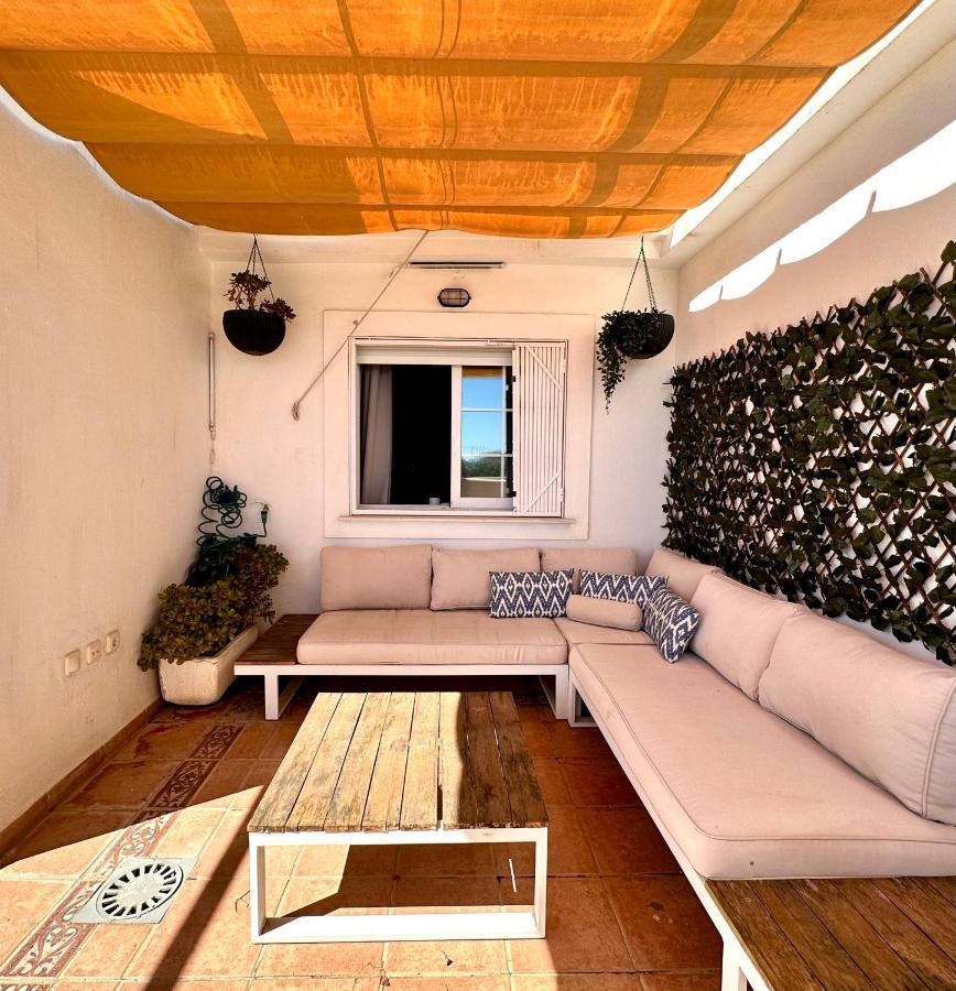 Moderno Apartamento Con Preciosas Vistas Al Mar En Urbanizacion Con Piscina - Rio Real 11 2G Marbella Exteriör bild