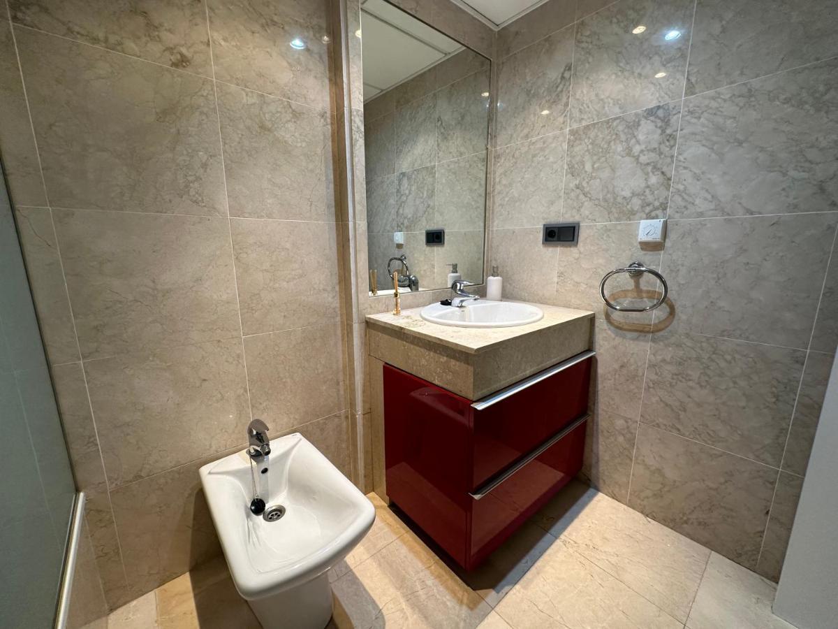 Moderno Apartamento Con Preciosas Vistas Al Mar En Urbanizacion Con Piscina - Rio Real 11 2G Marbella Exteriör bild