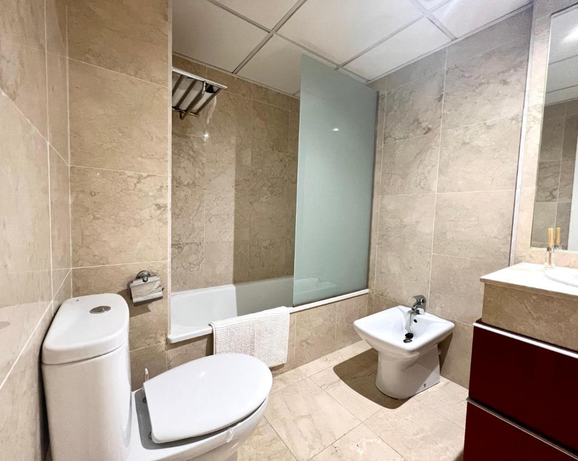 Moderno Apartamento Con Preciosas Vistas Al Mar En Urbanizacion Con Piscina - Rio Real 11 2G Marbella Exteriör bild